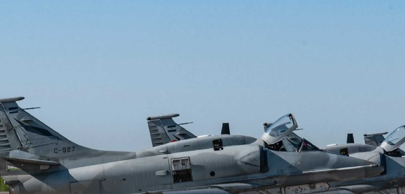 Aviones de la Fuerza Aérea Argentina en plataforma